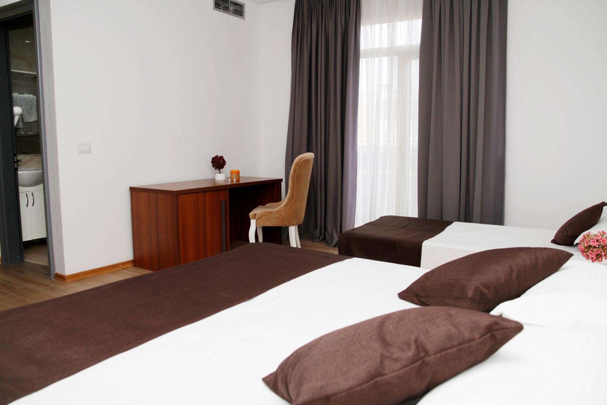 Amh Hotel דורס מראה חיצוני תמונה