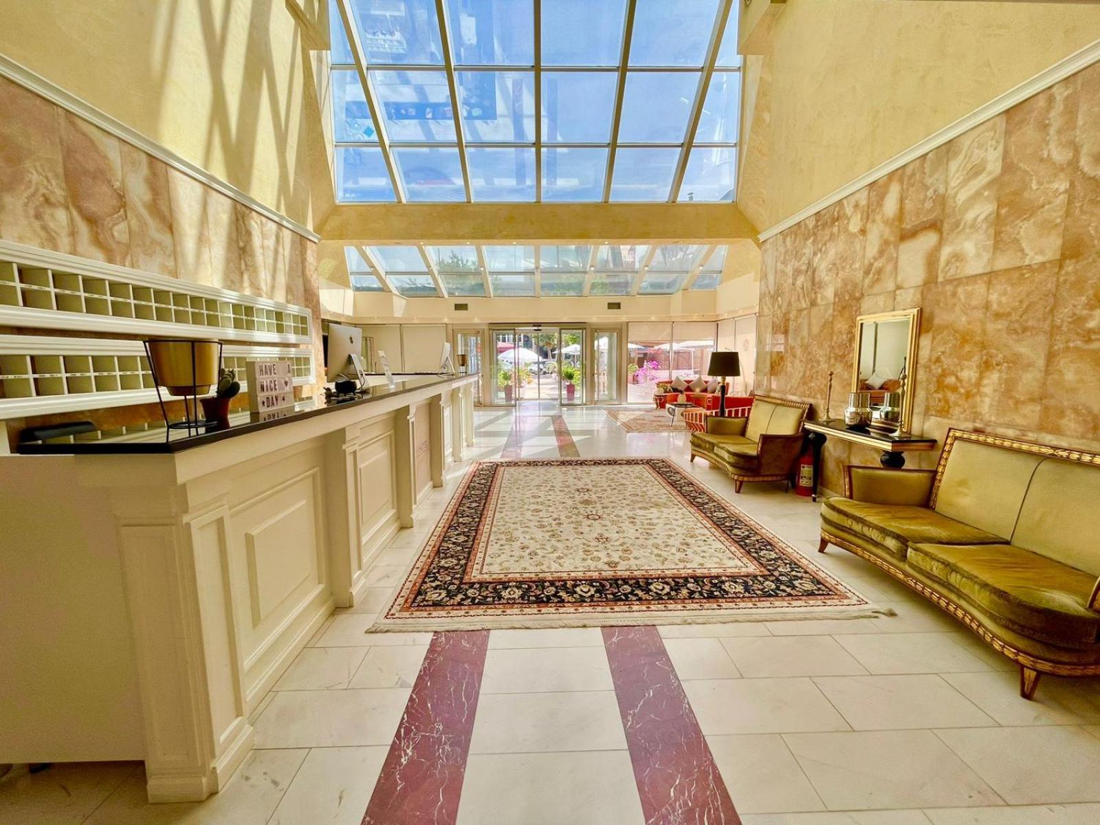Amh Hotel דורס מראה חיצוני תמונה