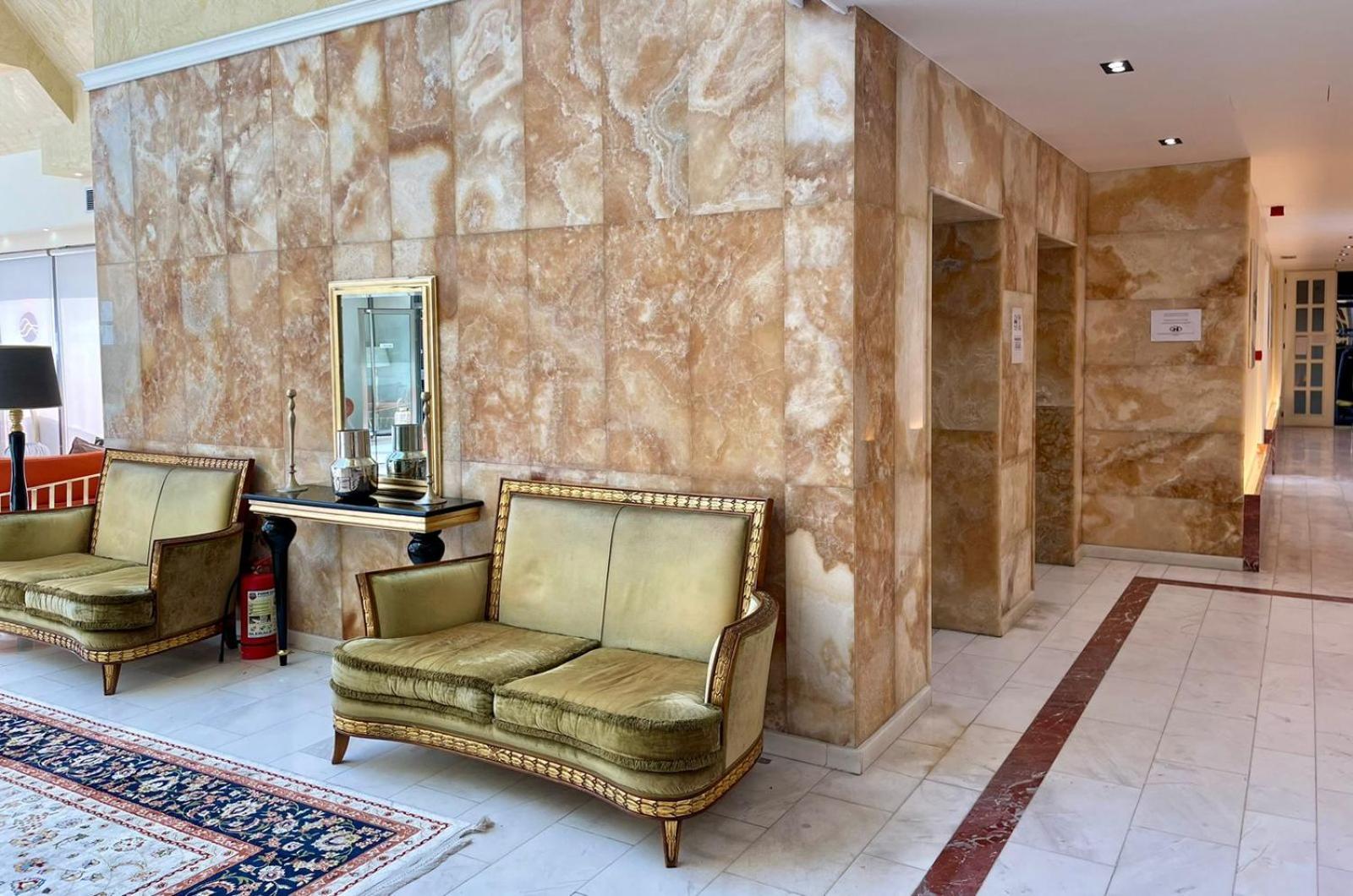Amh Hotel דורס מראה חיצוני תמונה